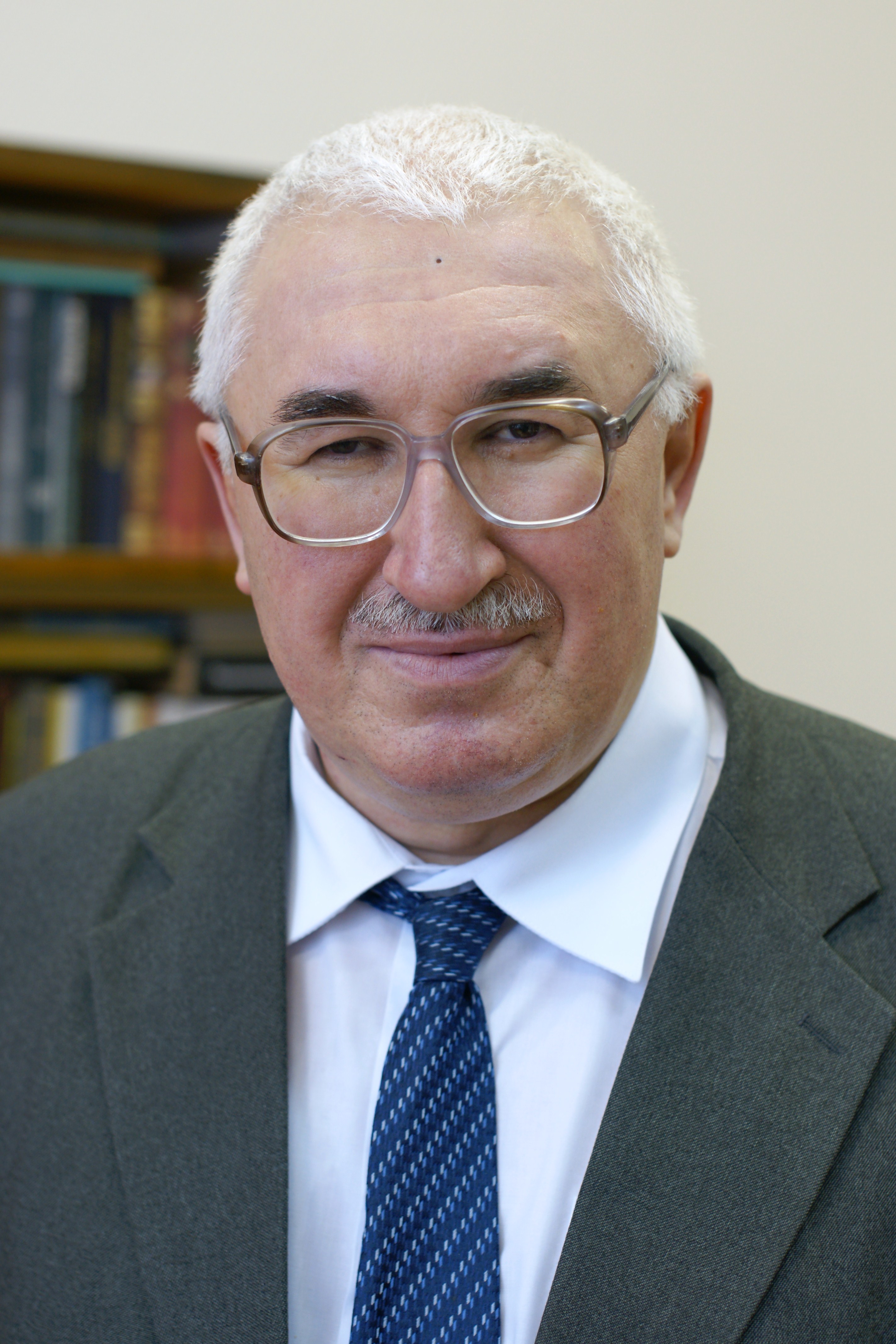 Prof. Dr. Victor V. Drozdov