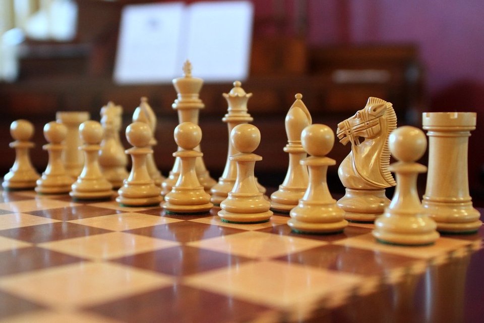 Первая встреча шахматного кружка  ЭФ