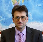 Заведующий кафедрой философии и методологии экономики - Тутов Леонид Арнольдович Тутов Леонид Арнольдович