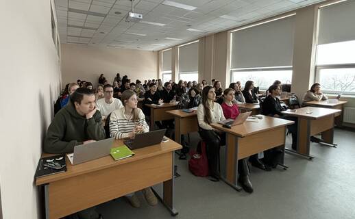 Партнерство и перспективы: компании-партнеры встретились со студентами