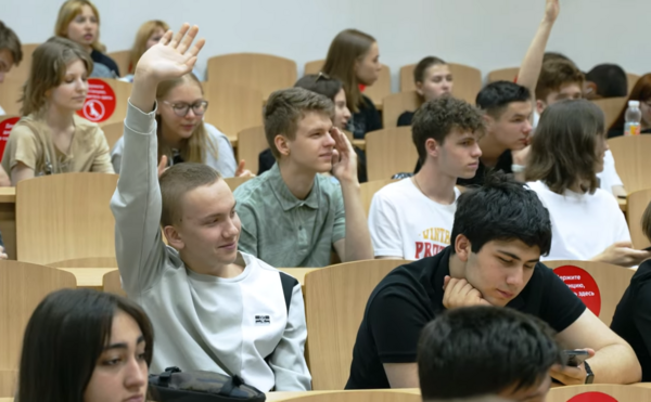 Учебно-научная лаборатория «Проект МАХ» провела 12 бизнес-тренингов в рамках реализации проекта «Предпринимательский класс в московской школе»