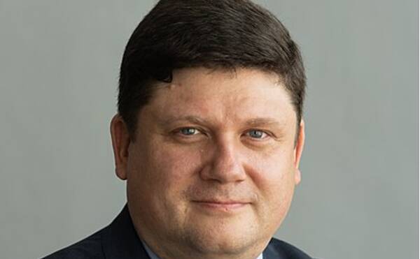 АиФ и ведущий научный сотрудник кафедры макроэкономической политики и стратегического управления ЭФ Александр Широв о лесных пожарах и об их стоимости для России, о способах сокращения суммы прямого ущерба и максимально эффективном расходовании тех денег, которые бюджет выделяет на борьбу с лесными пожарами
