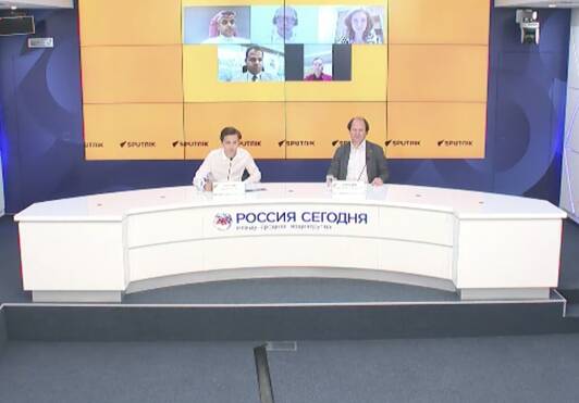 Заведующий кафедрой мировой экономики ЭФ Сергей Афонцев принял участие в видеомосте "Глобальное большинство в XXI веке: противодействие санкциям и поиски альтернативы доллару"