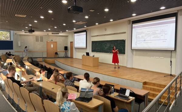 На этой неделе стартовали курсы от кафедры экономики инноваций для студентов 4 курса Экономического факультета!