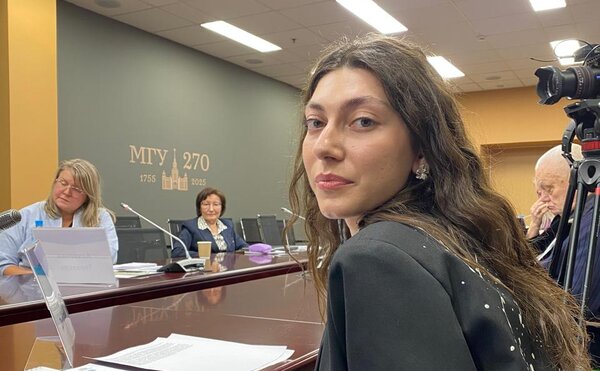 Яна Джибилова, студентка магистерской программы «Инновационный менеджмент», выступила на X-й ежегодной конференции Декабрьские Дебаты