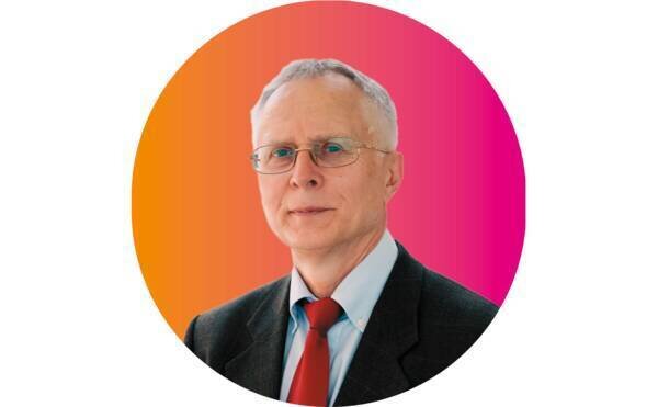 Заведующий кафедрой экономики природопользования С.Н. Бобылев награжден Медалью ордена &quot;За заслуги перед Отечеством&quot; II степени