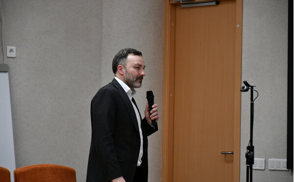 Менторская гостиная в МГУ: бизнес-тренинг с предпринимателем «Прожарка предпринимательских проектов»