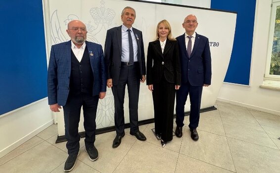 О награждении профессора кафедры учета, анализа и аудита В.Т. Чая «Медалью им. В.А. Татаринова»