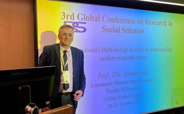 Заведующий кафедрой Тутов Л.А. выступил на научной конференции в Оксфорде с докладом «Методология П. Фейерабенда как ключ к пониманию современной экономической теории»