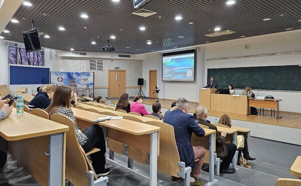 Прошел круглый стол &quot;Нефинансовая отчетность в России. Состояние и перспективы&quot;