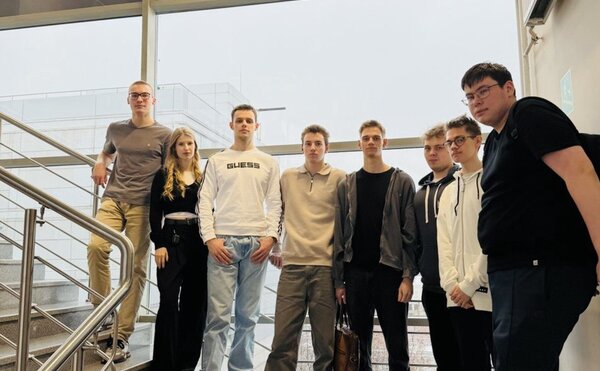 Команда ЭФ - победитель суперфинала "ФинИгры" от Банка России