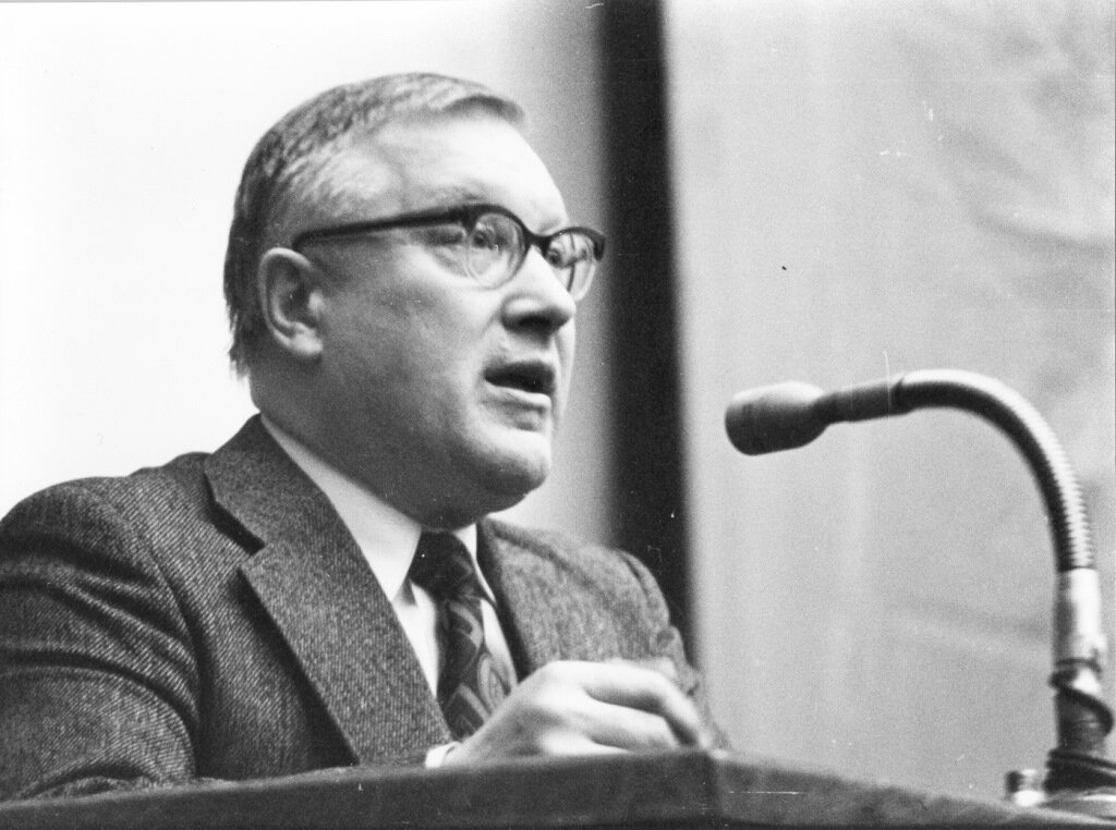 Феликс Михайлович Волков