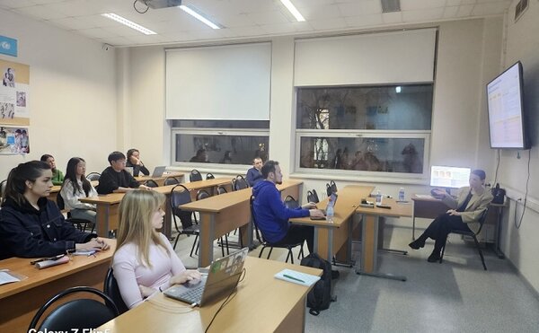 В рамках научного семинара программы НМУР состоялась встреча магистрантов 2 курса и специалистов по устойчивого развитию российских компаний