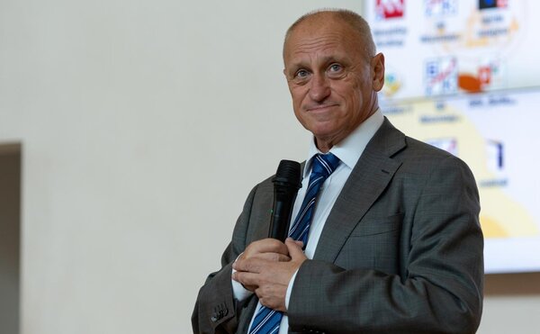 РБК и декан ЭФ Александр Аузан о приговоре Рубену Варданяну и разговоре бизнесмена с сыном