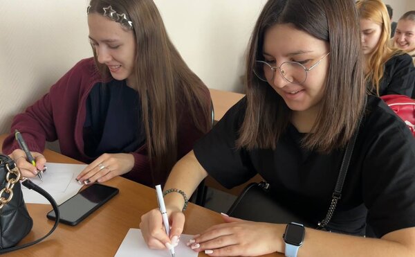 Предпрофессиональные каникулы: смена «Школа молодого предпринимателя»