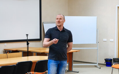 День в МГУ: бизнес-тренинг «Метрики, которые врут: как не попасть в ловушку "успеха"»