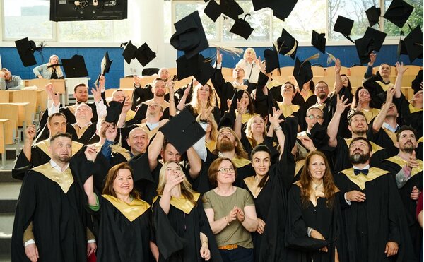 Торжественное вручение дипломов выпускникам программы MBA ЭФ МГУ