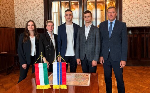 Студенты 3 курса бакалавриата направления «Менеджмент» прошли стажировку в Торговом представительстве Российской Федерации в Венгрии