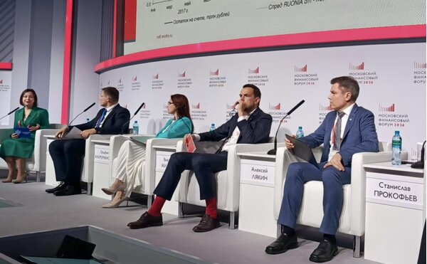 Директор Центра БРИКС ЭФ МГУ Игорь Савельев принял участие в Московском финансовом форуме
