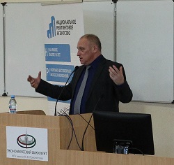 Круглый стол ЭФ МГУ и НРА «Инвестиционная привлекательность регионов России: итоги 2015 года»